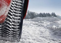 Goodyear zorlu kış koşullarında, kış lastiği kullanımının önemine dikkat çekiyor. 